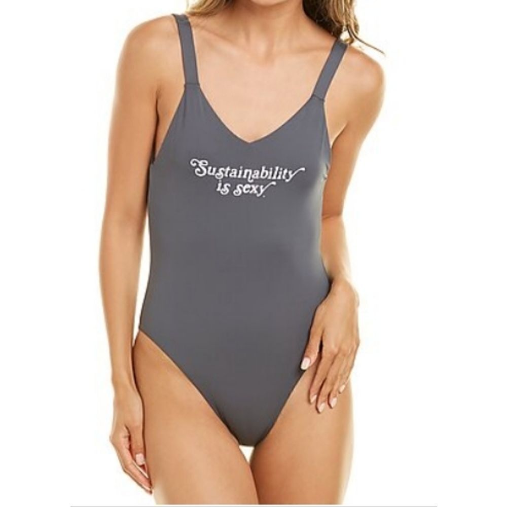 NWT VITAMIN A LEAH ONE PIECE SUSTAINABILITY IS SEXY BATHING SUIT